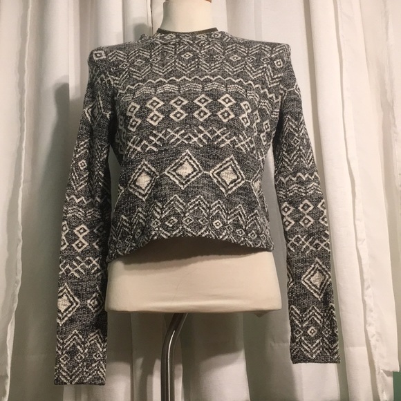 Comfy Patterned Sweater - Picture 3 of 5